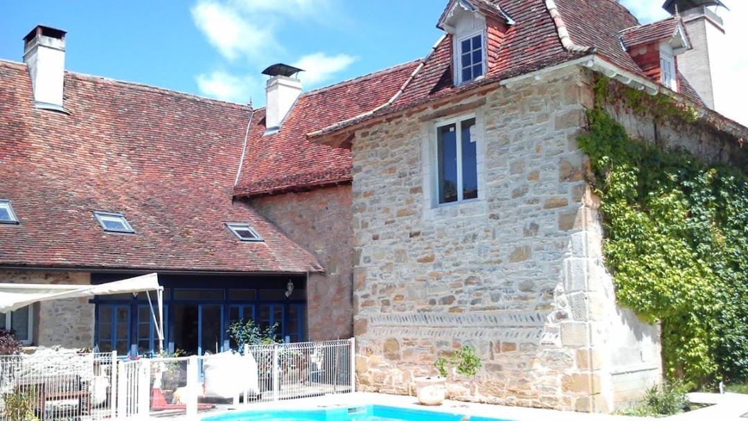 Maison Grandes Chambres Avec Cuisine -Jardin -Terrasse-Bbq Bastanes エクステリア 写真